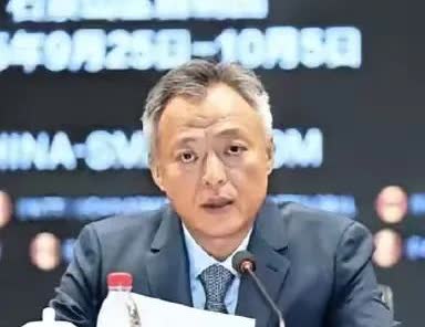 我问了在省队做陪练的朋友，为什么秦志戬这次特意强调要派最强阵容打中国大满贯。
