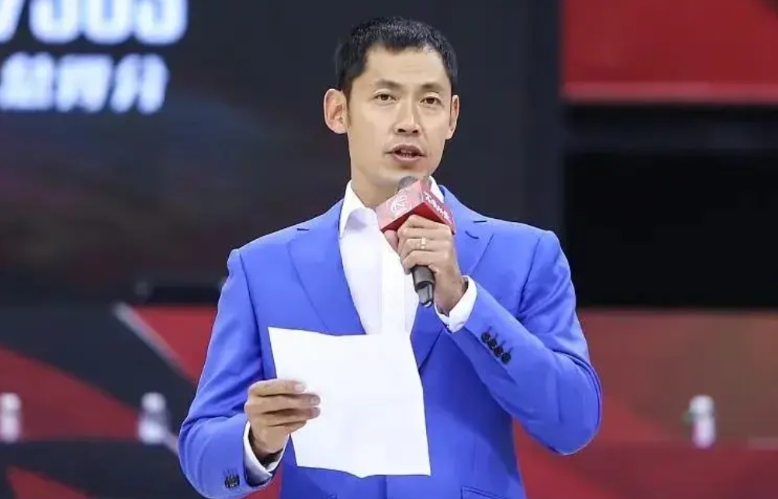 新帅上任三把火！三名球员被清洗

近日北控队官宣张庆鹏担任主教练，来到北控队，新