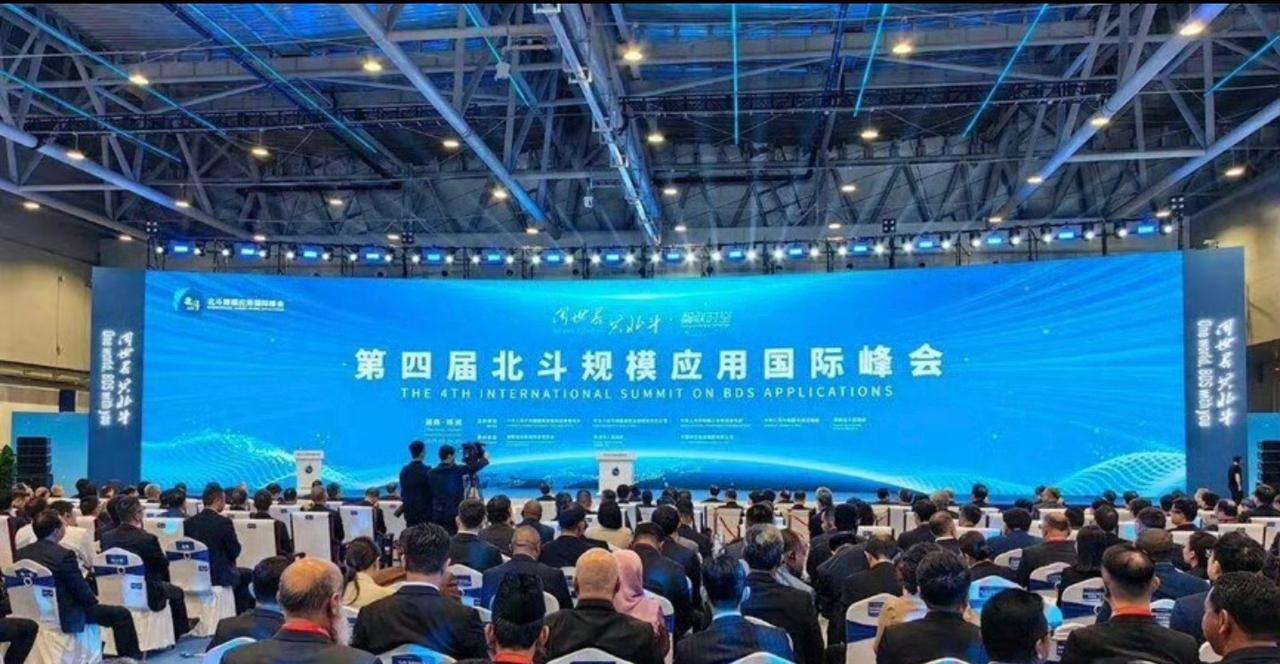 巴基斯坦宣传，要深度使用北斗系统！
在近日召开的第四届北斗规模应用国际峰会上，巴