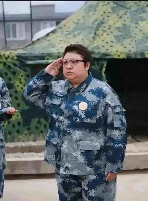 以为明星做公益都是摆拍？韩红基金会直接杀到新疆！115位专家、4000万物资，救