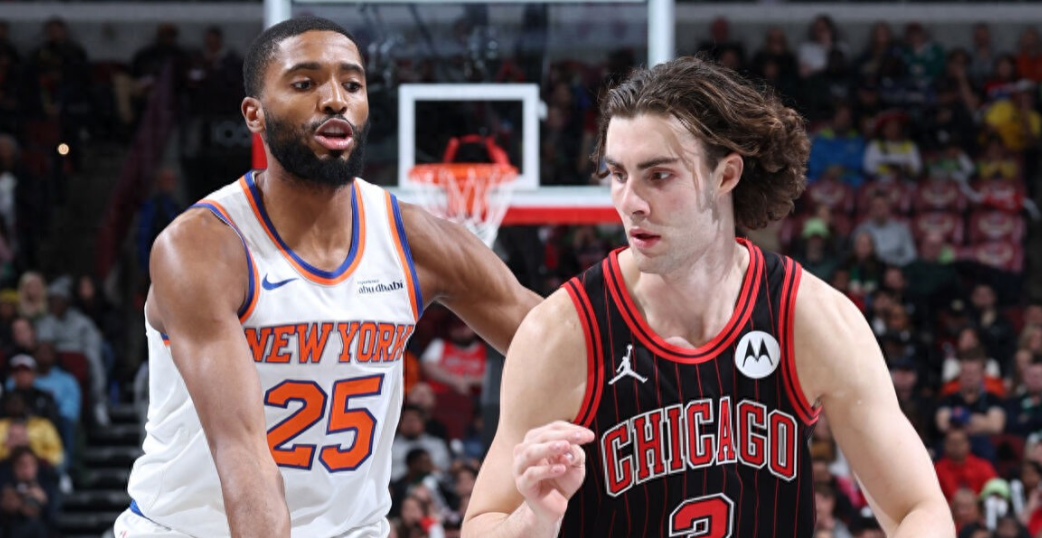 NBA杯小组赛鸣锣开战，在东部C组的一场比赛中，公牛在主场以135-125击败尼