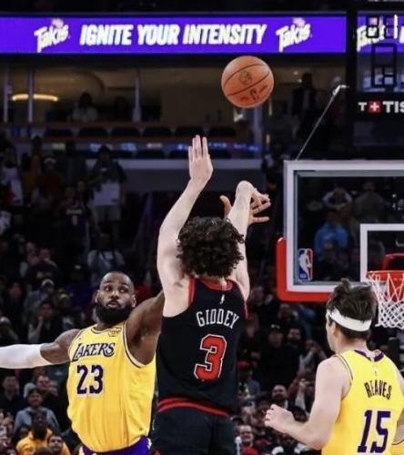 NBA薪资专家谈自由球员 — 公牛 吉迪
NBA知名薪资专家Bobby Mark