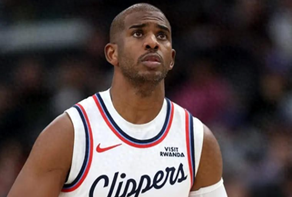 1月22日，据洛杉矶快船跟队记者Tomer Azarly透露，目前NBA暂时没有