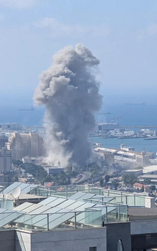 以色列媒体：伊朗对特拉维夫、海法等地发动大规模导弹袭击
伊朗革命卫队宣布启动第1
