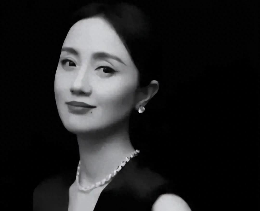 炸了！朱媛媛突然病逝，李乃文悼念太戳心
家人们，娱乐圈又出大事儿了！5月21号那
