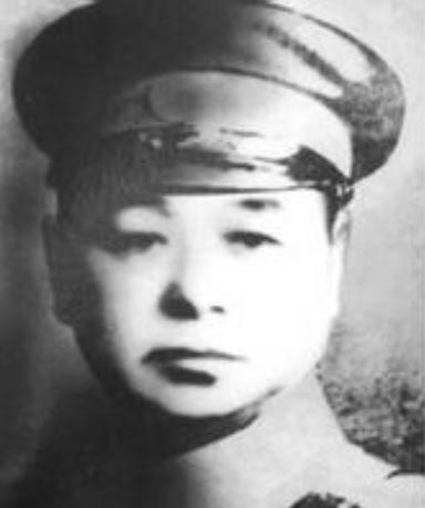 解放后，川军名将范绍增将七个妻子叫到身边，现在实行一夫一妻了，七个当中，只能留一