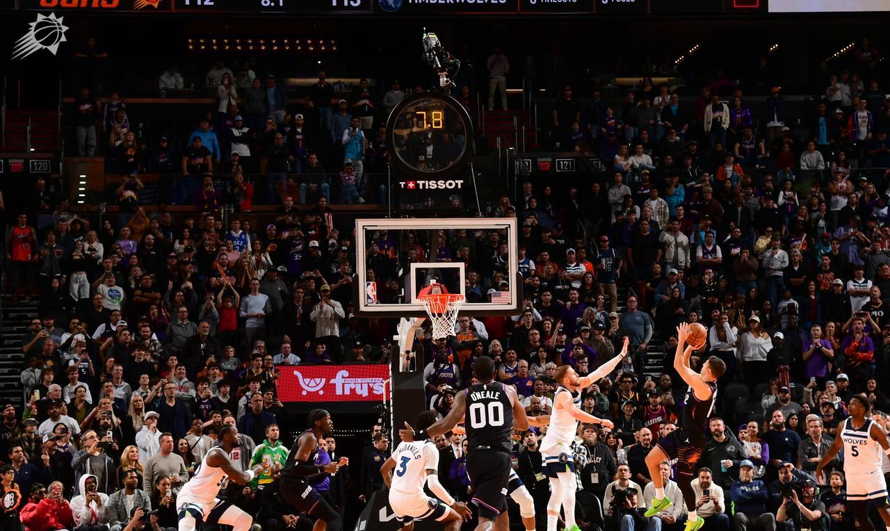 最后1分钟领先8分被逆转，森林狼这是玩啥？
NBA杯，吉莱斯皮化身纳什，命中关键