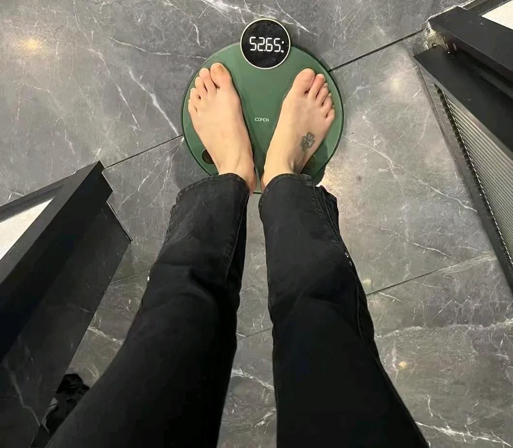 有丈母娘同款的吗！认为食欲放进冰箱就可以千年不坏那种，经常买些食物回来就冻冰箱里