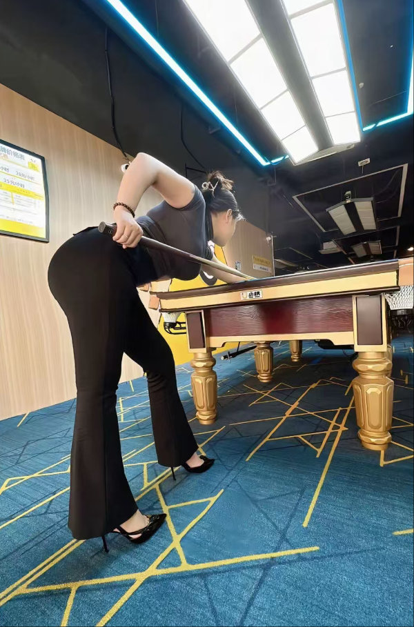 一看就是高手，应该很难战胜