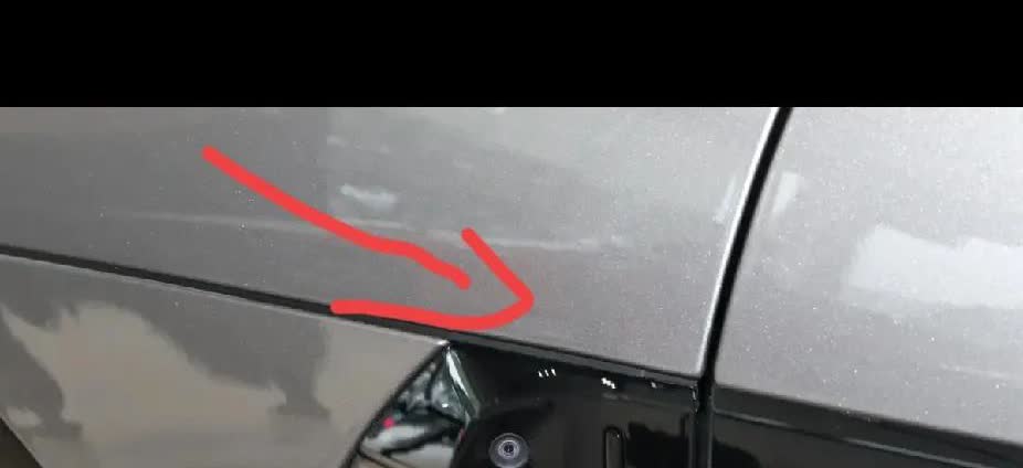 以前的车一个反倒镜坏了换了一个几十块钱。
现在不一样了，换一个反倒镜成本起码贵