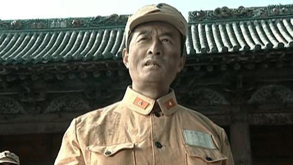 难怪常乃超打仗输给李云龙，却能当对方的老师，你看他是什么身份