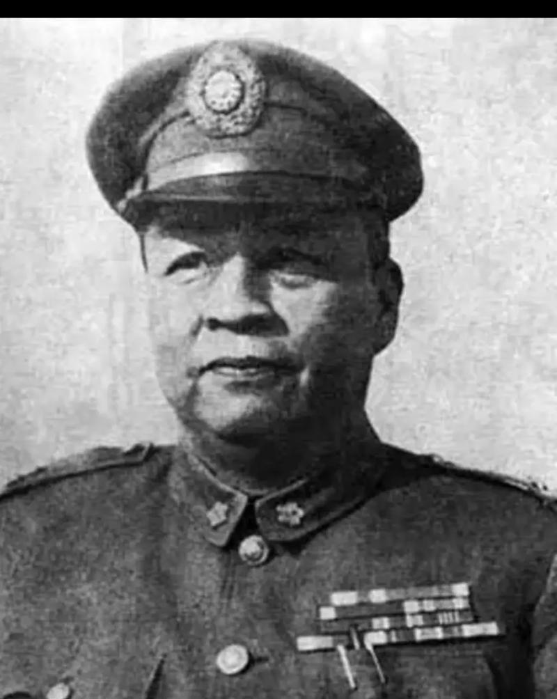 余汉谋当了陆军总司令后，对薛岳说：“我来之前，以为南京这帮人都是大才。谁知，尽是