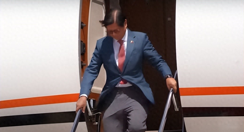 马科斯抵美，出现一个关键细节，在特朗普访华前，他得拿下这一局。



最近国际局