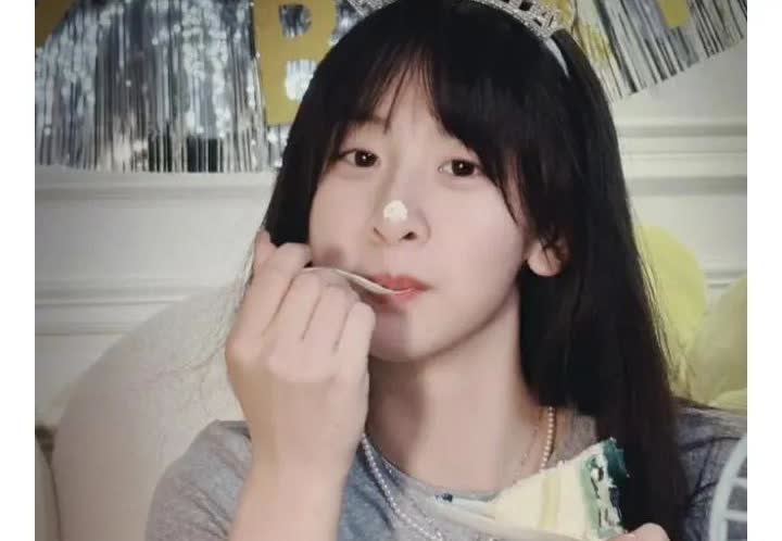 光看森碟庆祝17岁生日，吃蛋糕的手臂，真的不觉得如今的森碟还在打网球。很多人都知