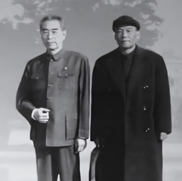 熊向晖见到周总理后，忍不住问出了埋藏心底多年的疑问：“胡宗南当年知道我的身份，怎