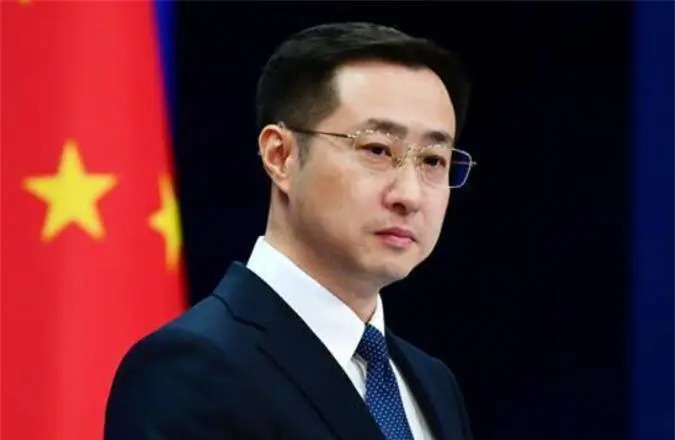 中国不军援乌克兰更有价值











啥？乌克兰突然醒悟，发现俄罗斯背