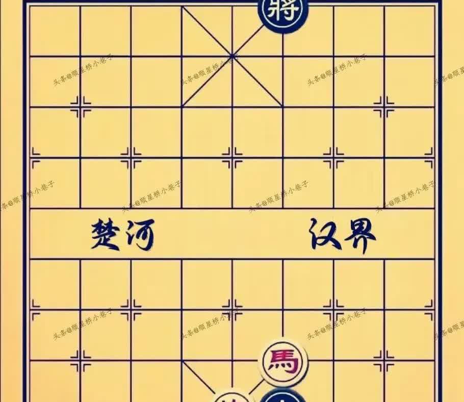 “黑棋赢，不服气就来试一试”自诩象棋高手的老大爷，不停点着棋盘道。
​我琢磨半