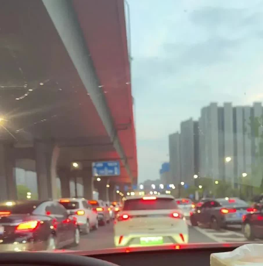 爸爸开了半⁫辈子⁫⁡车⁯⁣‌﻿​，⁫⁯⁮他⁬教⁢我⁤的⁪⁭‌开⁭车⁪⁭24个技⁭
