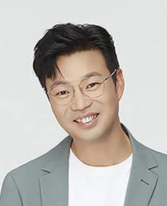 王迅发声为环卫工人讨薪

近日，演员王迅在社交平台发布视频，为被拖欠数月工资