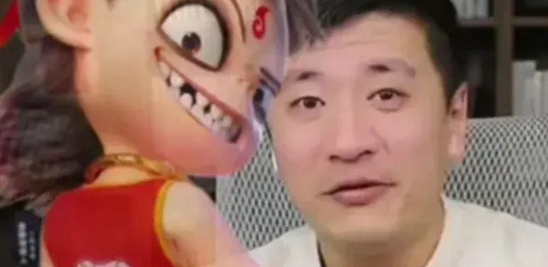 最近各路大佬都忙着对《哪吒2》做批注，我独佩服张雪峰的点评。
张雪峰直播时对哪吒