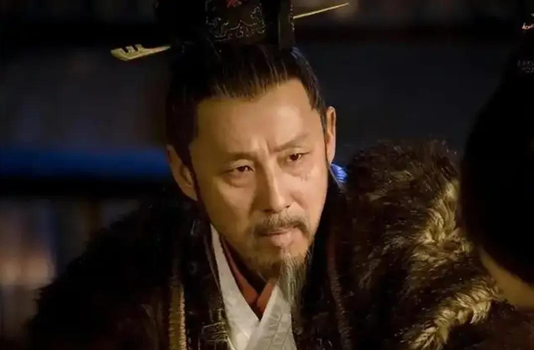 刘邦如此豁达潇洒的人，既然能看透生死，我想必然也是能看透王朝的兴亡的。
多年以后