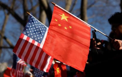 又一名在华美国人被禁止离境，美方要求放人。



这件事最近闹得沸沸扬扬，起因是