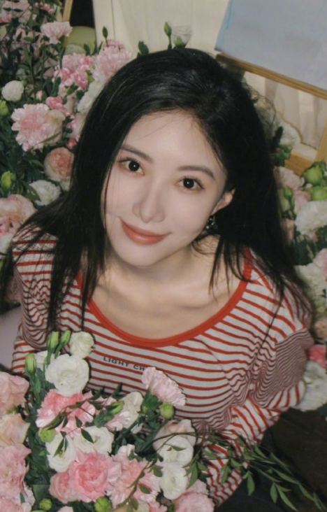 吴优的生日美照，真不错！