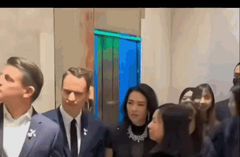 张子怡表情管理引热议











什么？国际章竟然翻车了？网友爆料，张