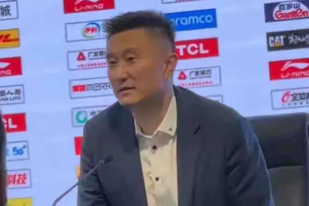 真是人算不如天算呀，广东球迷天天算来算去，没想到上海大外援洛夫顿被停赛了，这样的