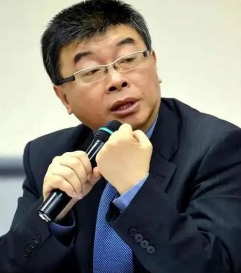 台湾著名时事评论员邱毅：大部分台湾头脑清楚的人，都建议大陆如果真的要解放台湾、统