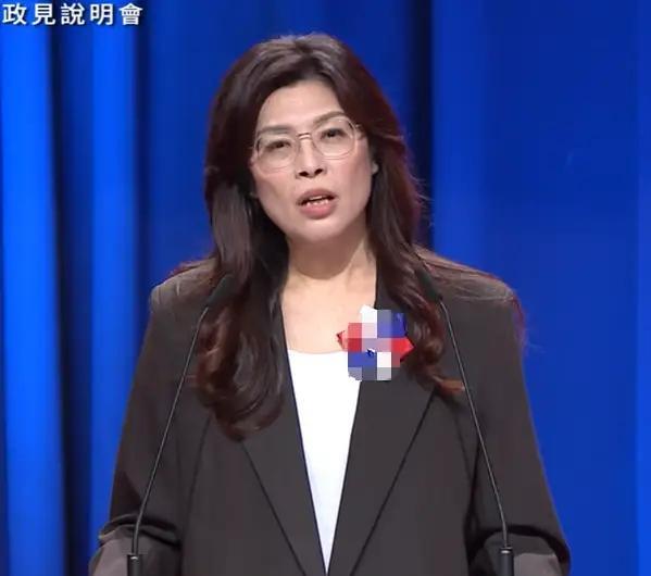 彼升此降，郑丽文悬了
郝龙斌参选国民党主席至今已获得了云林县长张丽善、苗栗县长钟