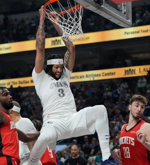 NBA常规赛，独行侠对阵雄鹿。赛前，独行侠主帅杰森-基德谈到了安东尼-戴维斯的情