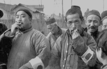 1933年，时任山东省主席的韩复榘收到了一封来自老家的电报：弟不孝，祖坟被匪刘黑