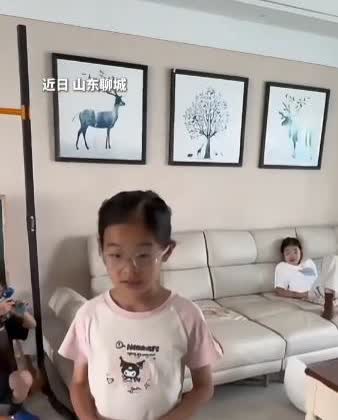 太聪明了！在山东聊城，发生了一件让人忍俊不禁又深感巧妙的事儿。一对夫妻准备回老家