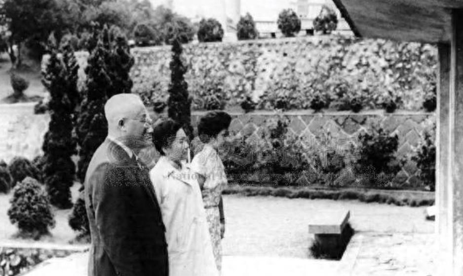 80年代，70多岁的