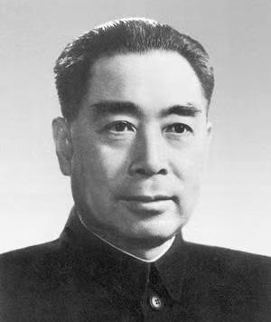 周恩来的诗词智慧
1920年代的中国，山河破碎，民众苦难，年轻的周恩来却在诗词中