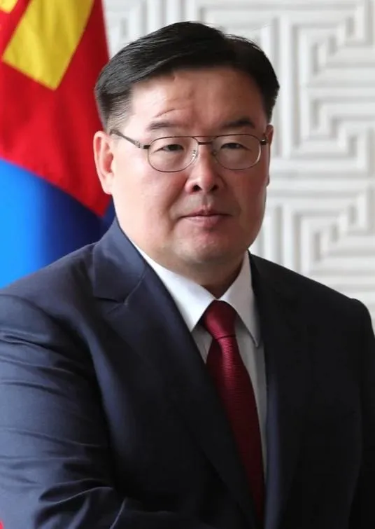 蒙古推举原总统办公厅主任亲华施政新总理

据总台乌兰巴托6月10日消息，蒙古大呼