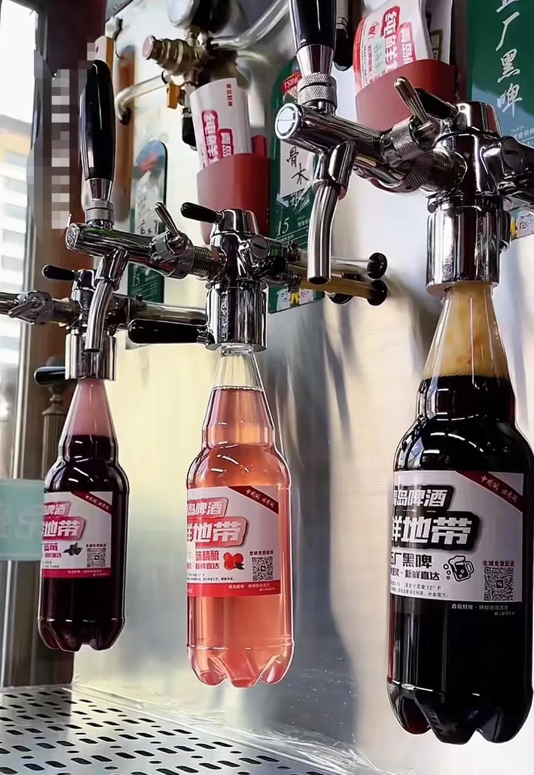 越来越多的青岛啤酒鲜啤啤酒屋出现在济南街头，酒确实挺好喝，酒体浑厚口感浓郁，而且