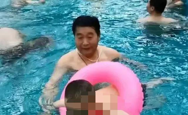 宽二伯，你的良心大大滴坏了！就因为你一张破三等证，搞得大家争吵不休！



这起