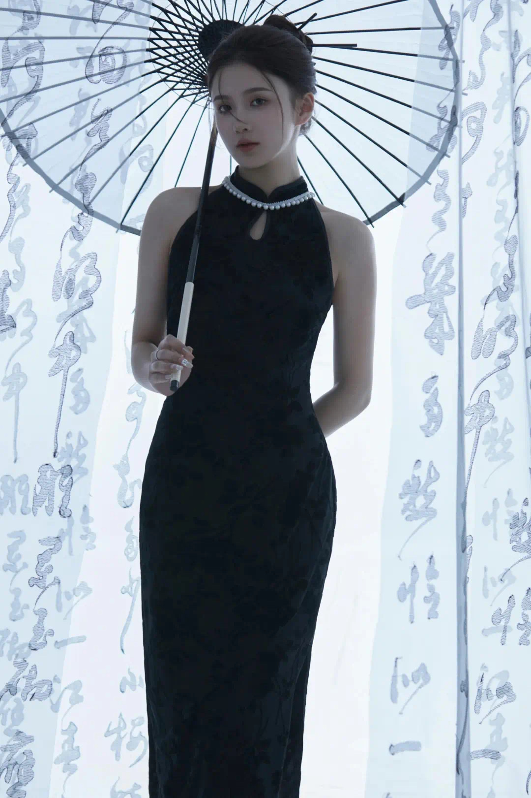 氛围感美女的神级侧颜杀！