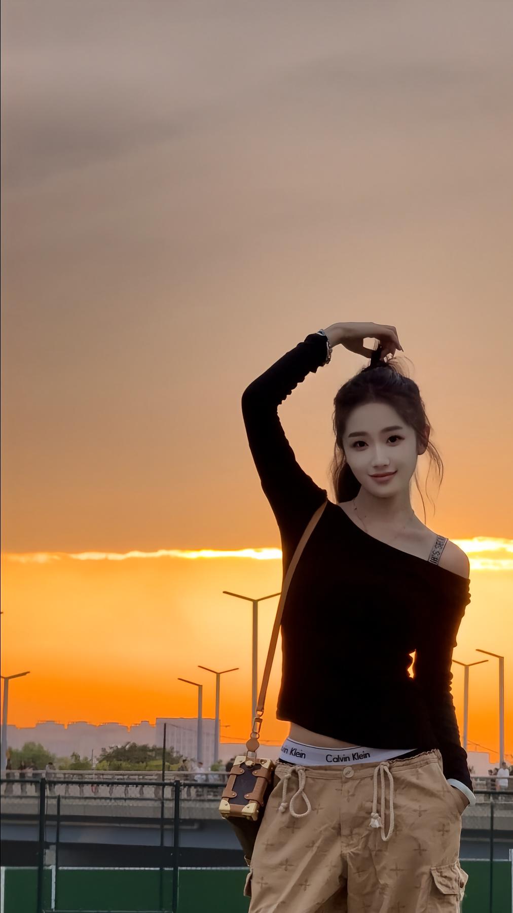 可是这个世上太多人不真诚， 被爱就像中彩票。