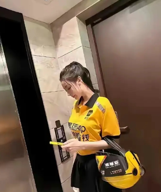 又没有外卖，这送的是啥，有没有懂行的