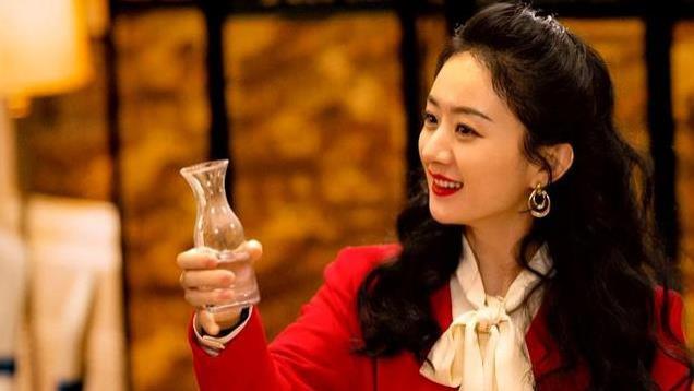 离婚4年，37岁赵丽颖突然官宣喜讯！网友：终于等到了这一天