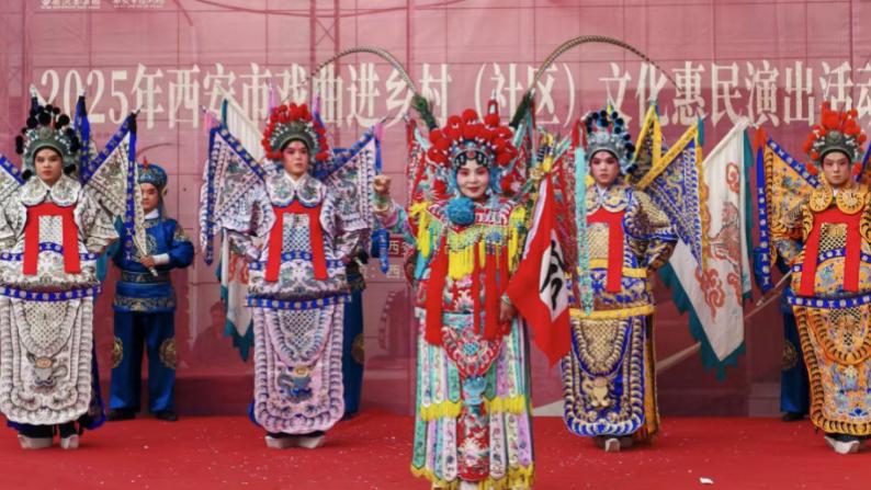 惠民演出暖人心