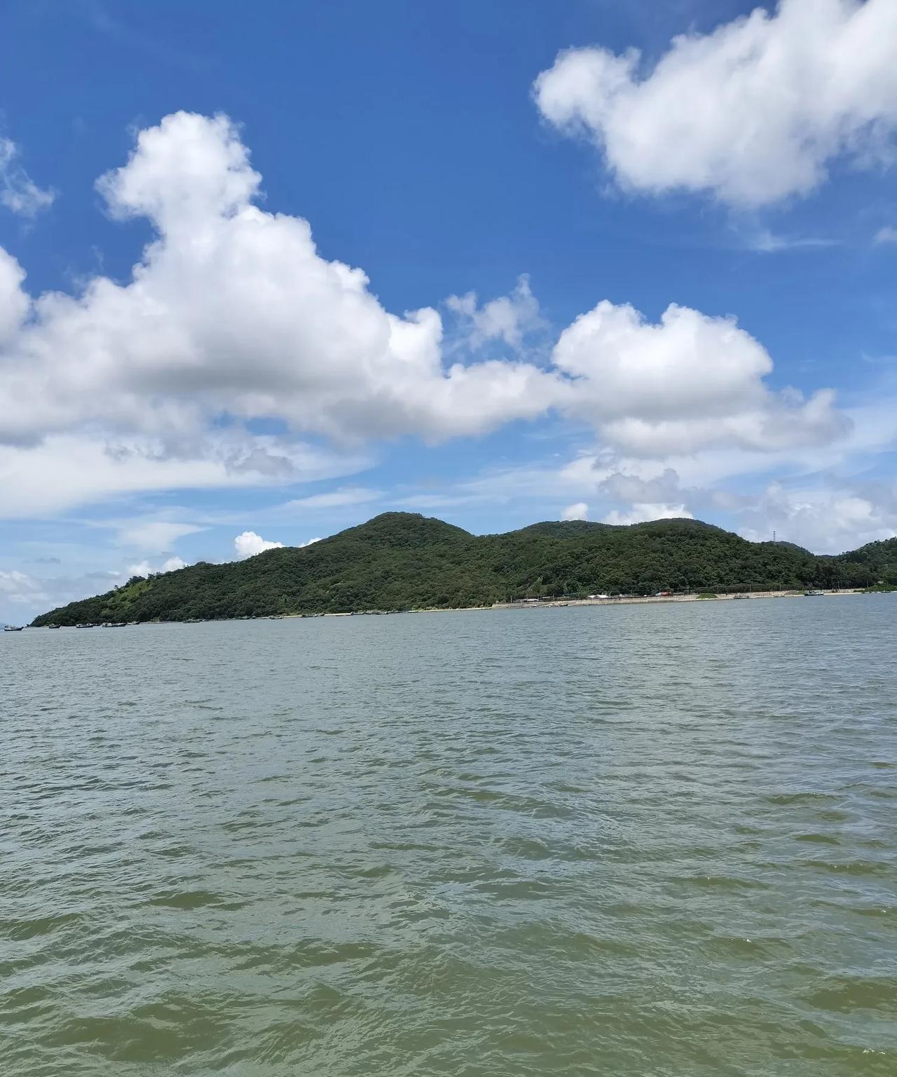 生活没有太多的假设和如果，
只需一颗务实的心;
脚踏实地的去开创，
属于自己的前
