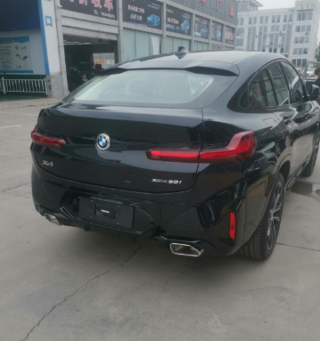 22款宝马X4提速的时候会有滋滋电流声
22款X4汽车提速踩油门的时候在速度40