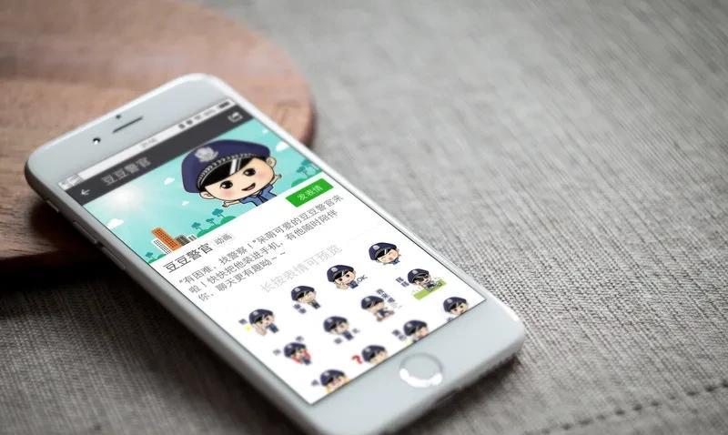 我认为好警察的标准得是多维度的。
忠诚是首要，得忠于国家、人民和法律，把人民利益