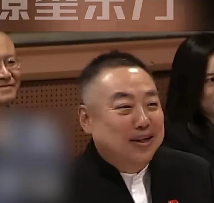 喷子们看看吧，刘国梁的地位又升高了！



令人振奋的消息传来，刘国梁先生荣膺联