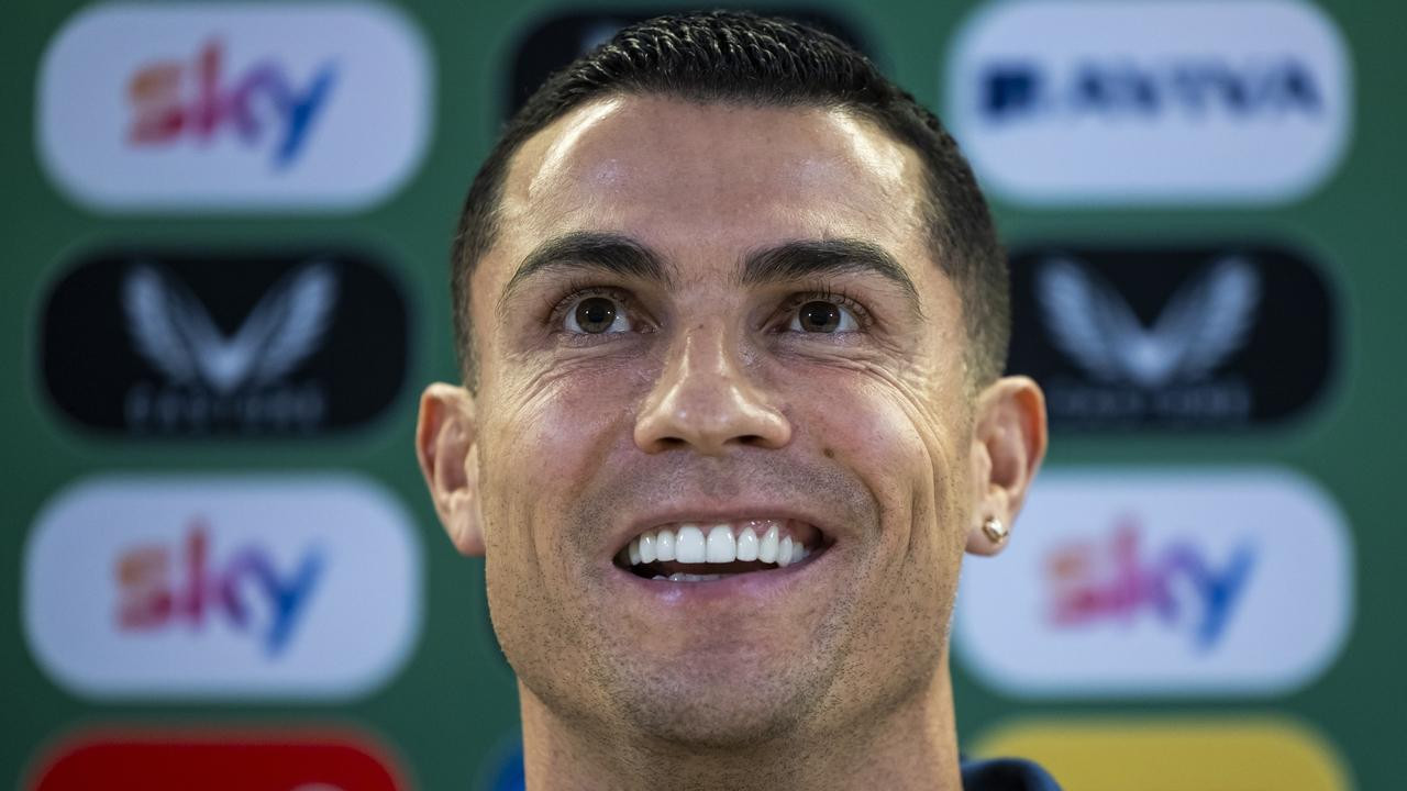 11.16 世预赛，今晚葡萄牙没有C罗的的加入，能否捍卫主场，拿下三分。