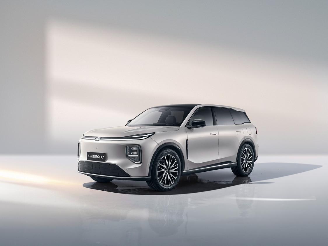 25万选YU7，还是选Model Y，这是个送命题。